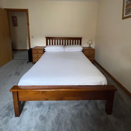 Glen Nevis Apartment 3 Fort William Buitenkant foto